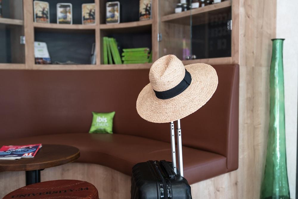 Ibis Styles Hyeres Rooftop & Spa Екстер'єр фото