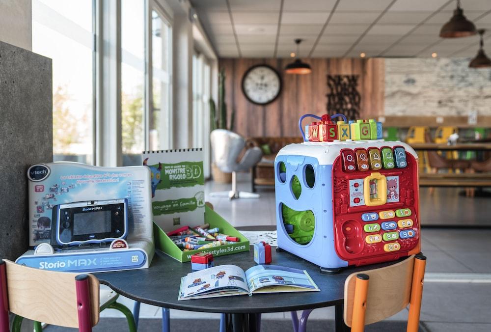 Ibis Styles Hyeres Rooftop & Spa Екстер'єр фото