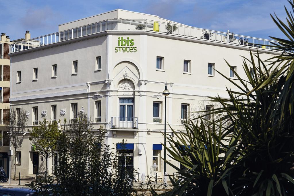 Ibis Styles Hyeres Rooftop & Spa Екстер'єр фото